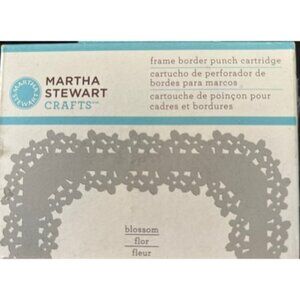 Martha Stewart Crafts Blossom Frame Border Punch Cartridge